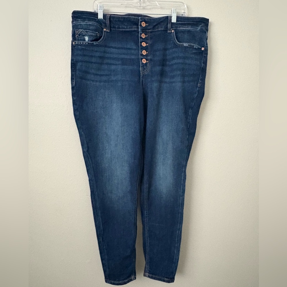 Edgely High-Rise Dark Wash Women's Button-Fly Jeans 22W